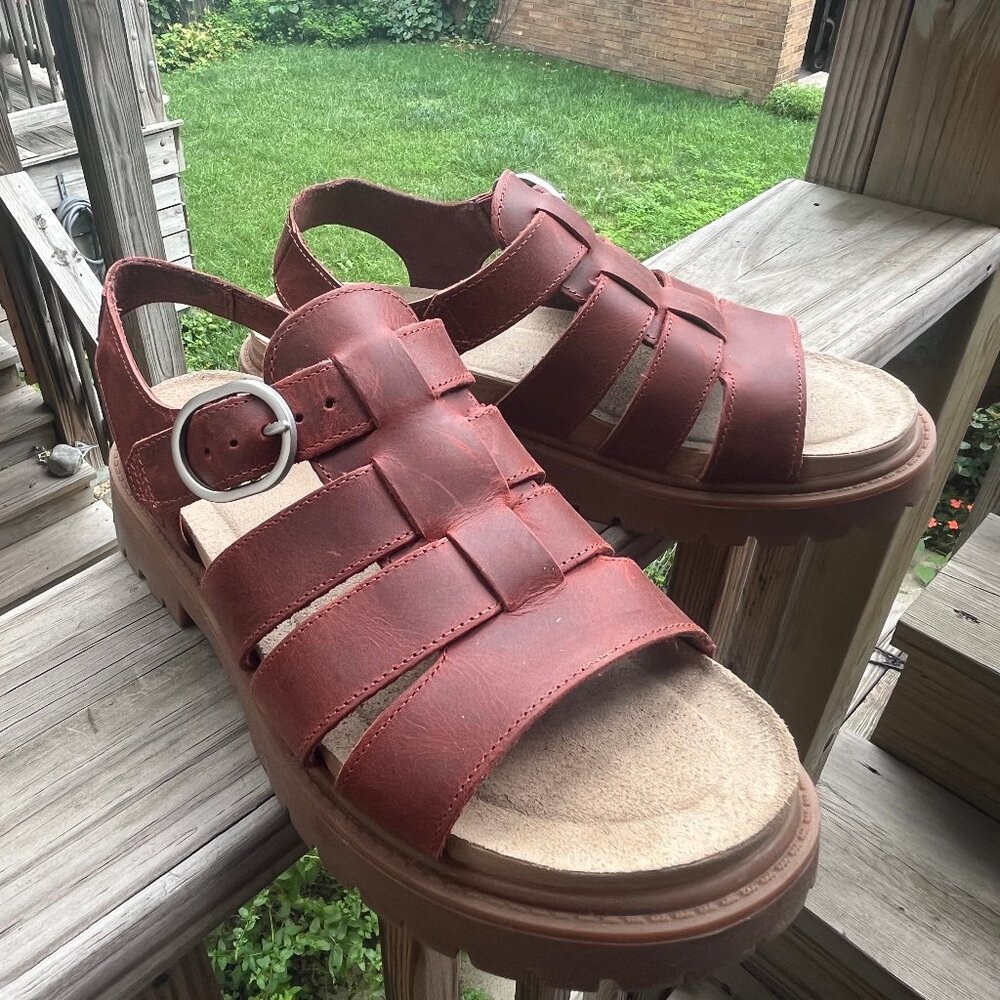 Timberland Fisherman Sandals (EUC)